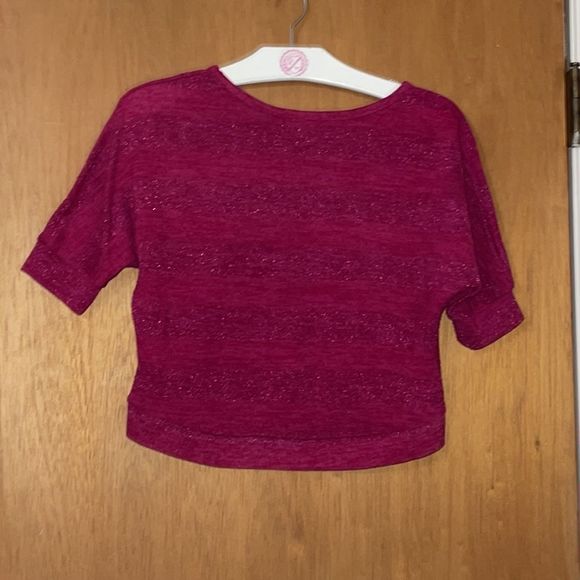 •KNITWORKS• little girls pink chevron striped blouse in size 10/12(L) - Picture 5 of 5